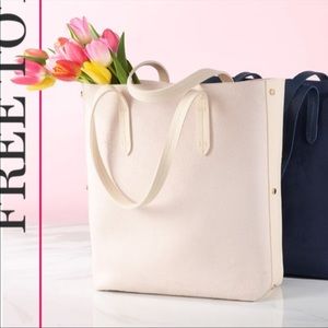 NWT Ulta Neutral Tote - Super Cute!